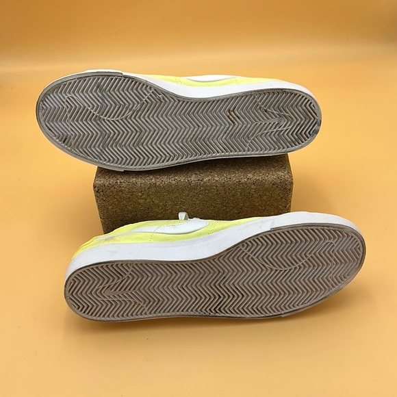 Nike SB BLZR Court Size 11.5 Yellow/White - Picture 8 of 12